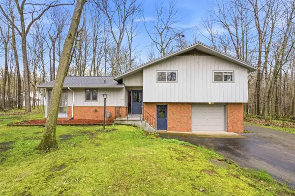 9156 CENTER ROAD, Neenah, WI 54956