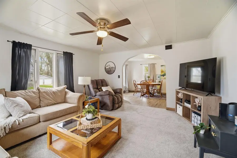 314 E HANCOCK STREET, New London, WI 54961 - #2