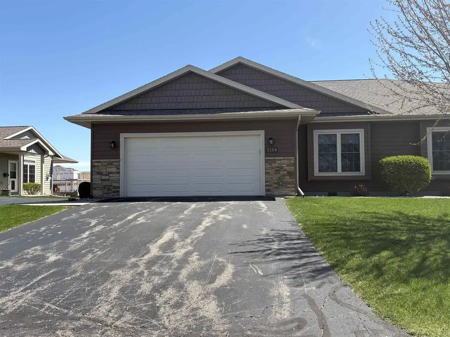 1256 CAMERON CIRCLE, Neenah, WI 54956 - #2