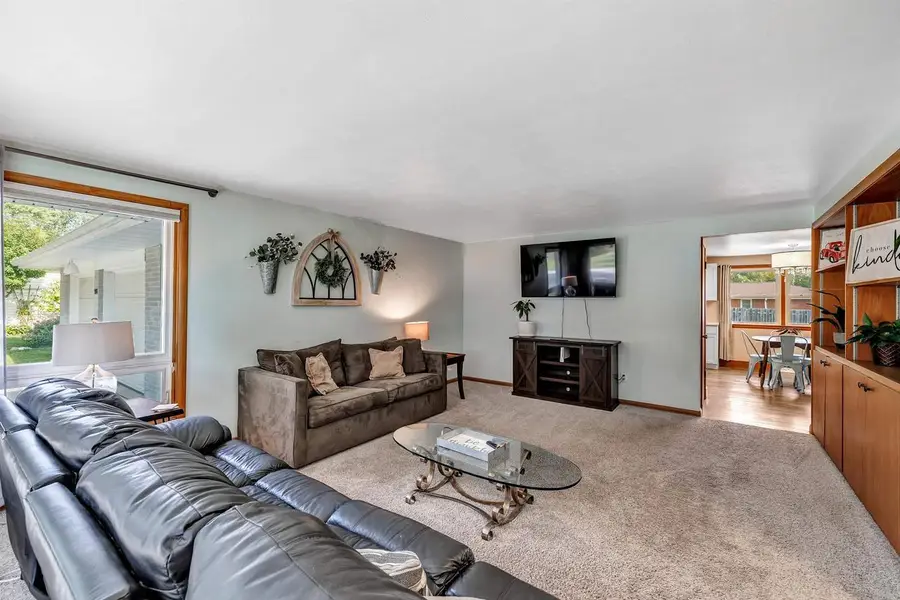 976 WATERMOLEN AVENUE, Green Bay, WI 54304 - #2