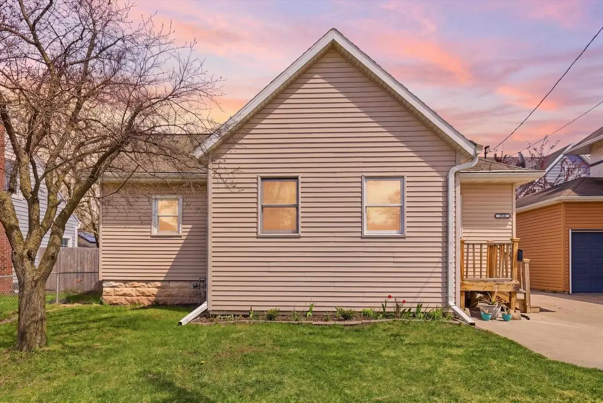 508 N RANKIN STREET, Appleton, WI 54911 - #1