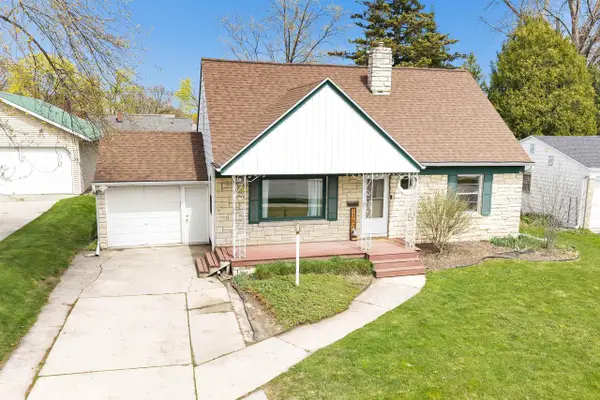 1262 RIDGEDALE COURT, Green Bay, WI 54304