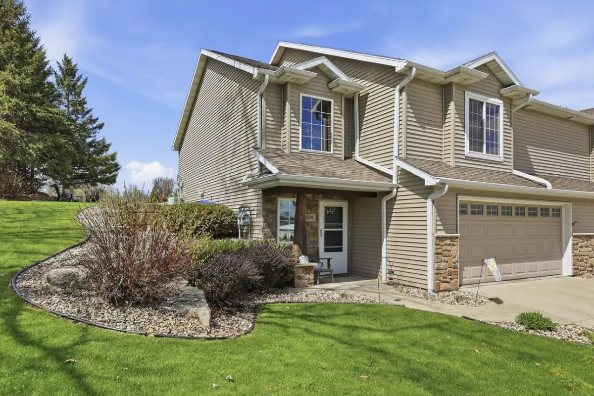 922 DENISE COURT, Kaukauna, WI 54130 - #1