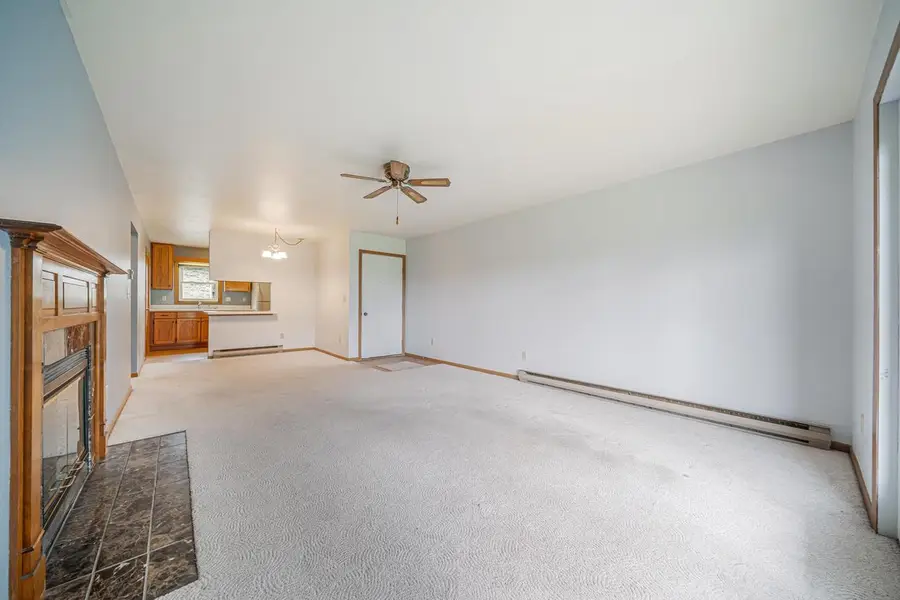 1313 WITTMANN PARK LANE, Menasha, WI 54952 - #2