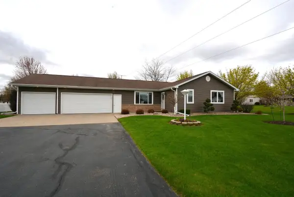 W5997 GARNET DRIVE, Appleton, WI 54915