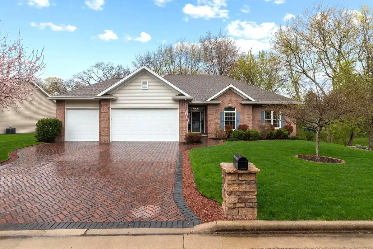 1618 NORTHRIDGE COURT, Menasha, WI 54952 - #1