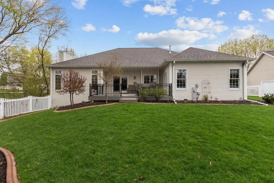1618 NORTHRIDGE COURT, Menasha, WI 54952 - #3