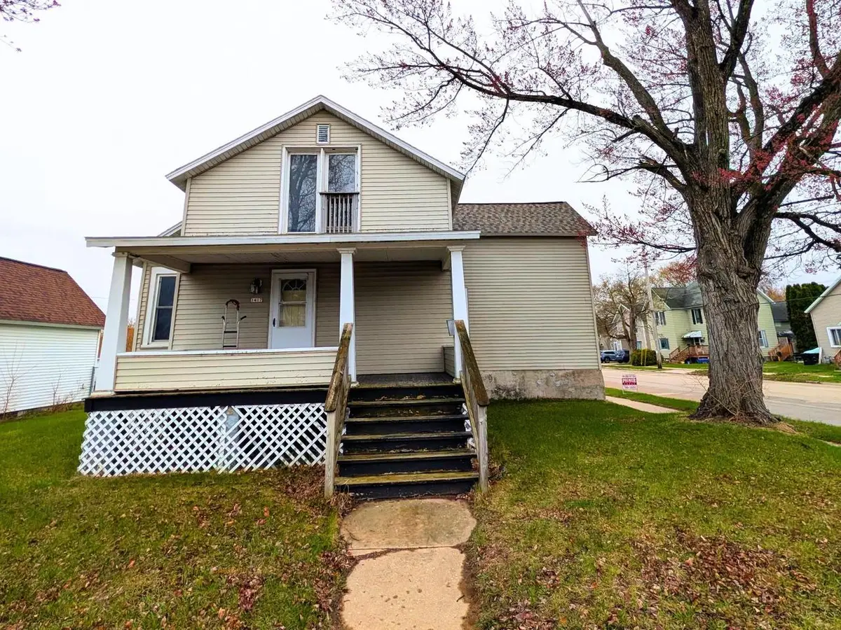 1417 11TH AVENUE, Menominee, MI 49858 - #1