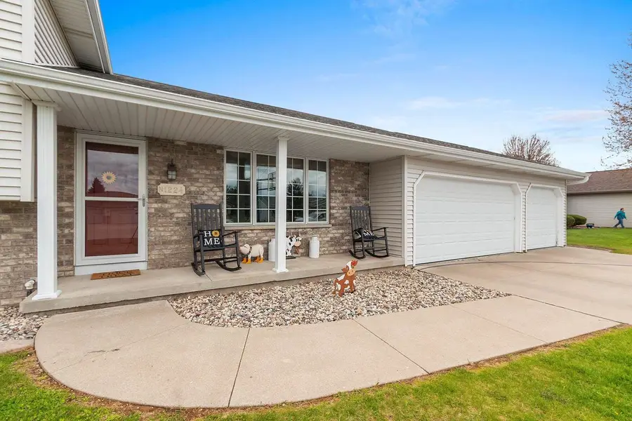 N1224 BOBWHITE DRIVE, Greenville, WI 54942 - #3