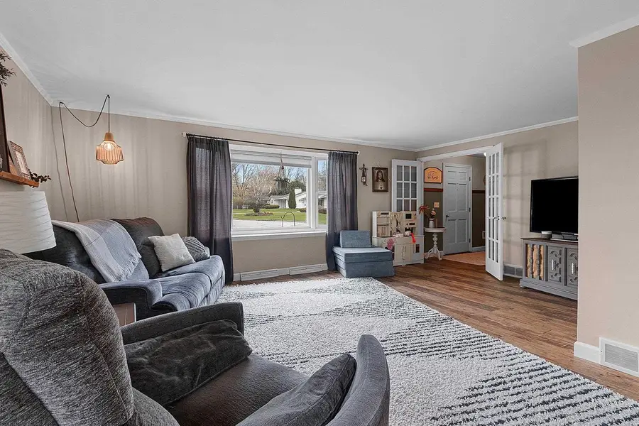525 E BRIAR LANE, Green Bay, WI 54301 - #2