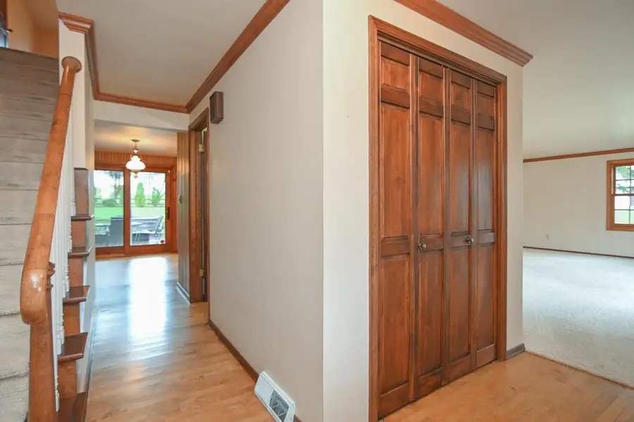 3095 PINE RIDGE COURT, Green Bay, WI 54311 - #3