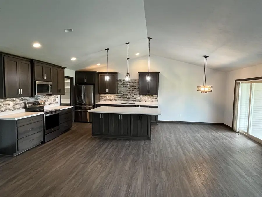 613 HAMMEN COURT, Kaukauna, WI 54130 - #3