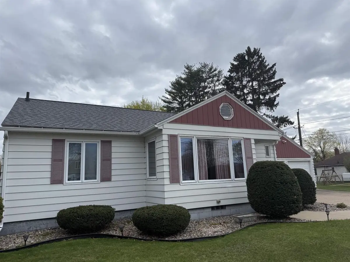 316 E STEVENS STREET, Shawano, WI 54166 - #1