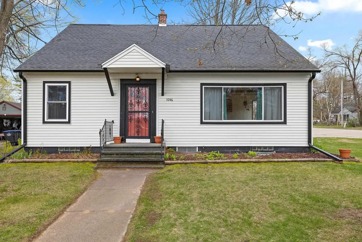 1046 S LUTZ STREET, Shawano, WI 54166 - #1