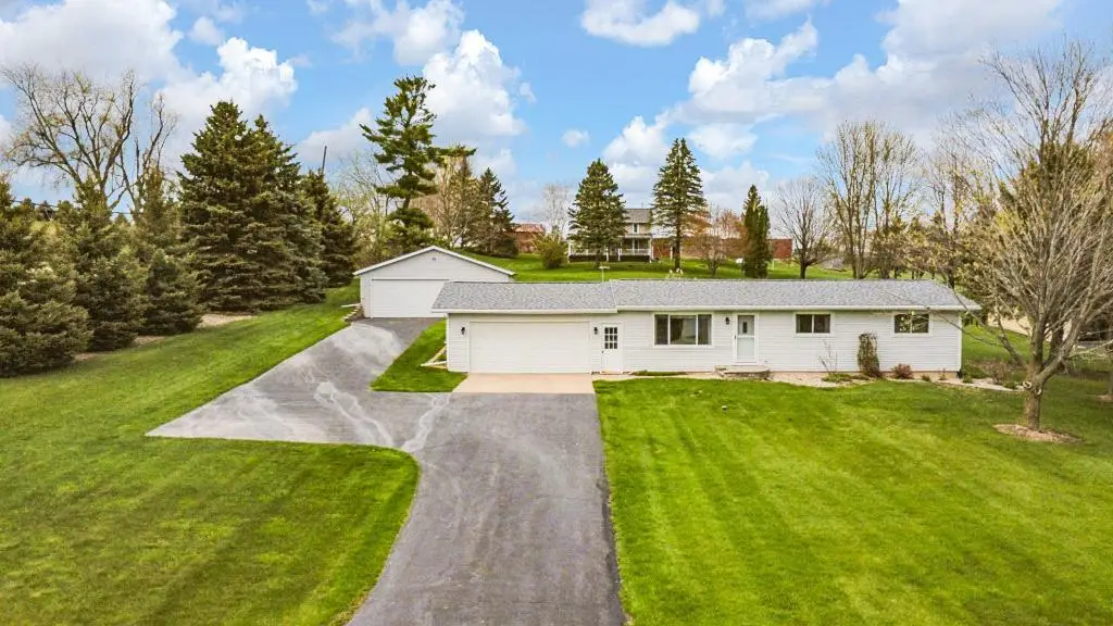 N3902 MARKET ROAD, Hortonville, WI 54944 - #1