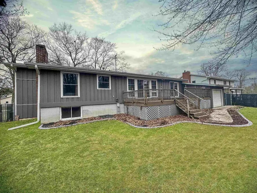 2360 LINCOLN STREET, Marinette, WI 54143 - #2