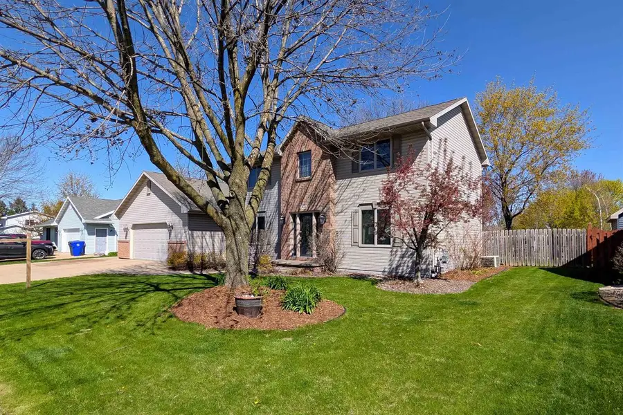 708 WESTFIELD STREET, Kaukauna, WI 54130 - #2