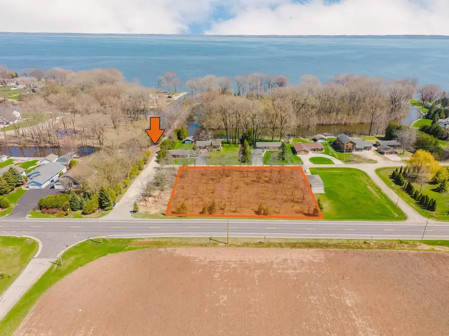 LEE HARBOR LANE, Oshkosh, WI 54902 - #2