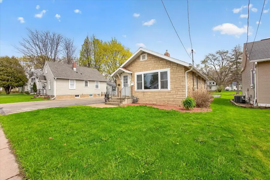 517 ABRAMS STREET, Green Bay, WI 54302 - #2