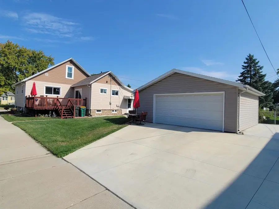 388 PORTAGE STREET, Fond Du Lac, WI 54935 - #2