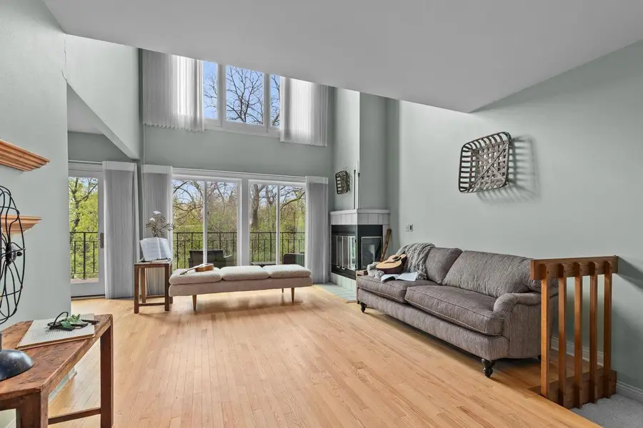 10 S LAWRENCE COURT, Appleton, WI 54911 - #2