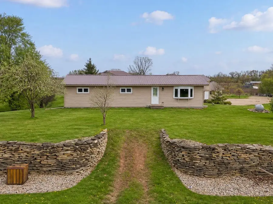 3290 QUARRY DRIVE, Omro, WI 54963 - #2