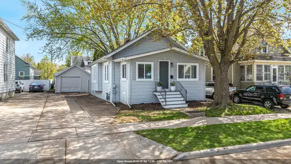 821 W 6TH AVENUE, Oshkosh, WI 54902