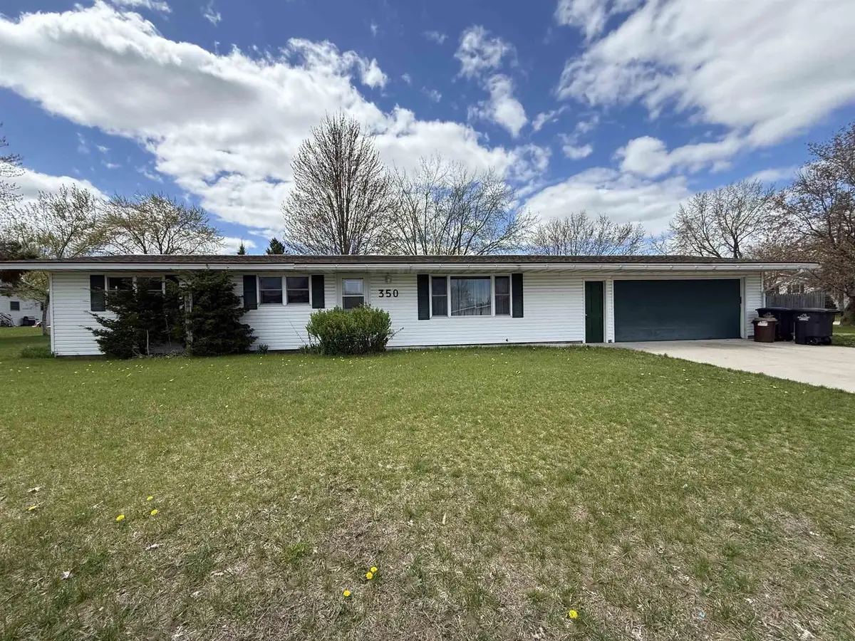 350 KLEEMAN COURT, Shawano, WI 54166 - #1
