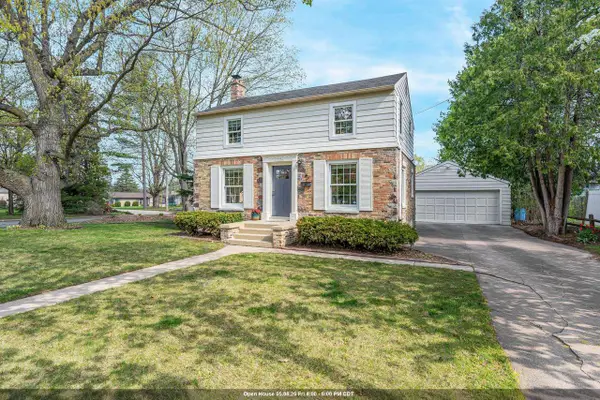 1026 W CALUMET STREET, Appleton, WI 54915