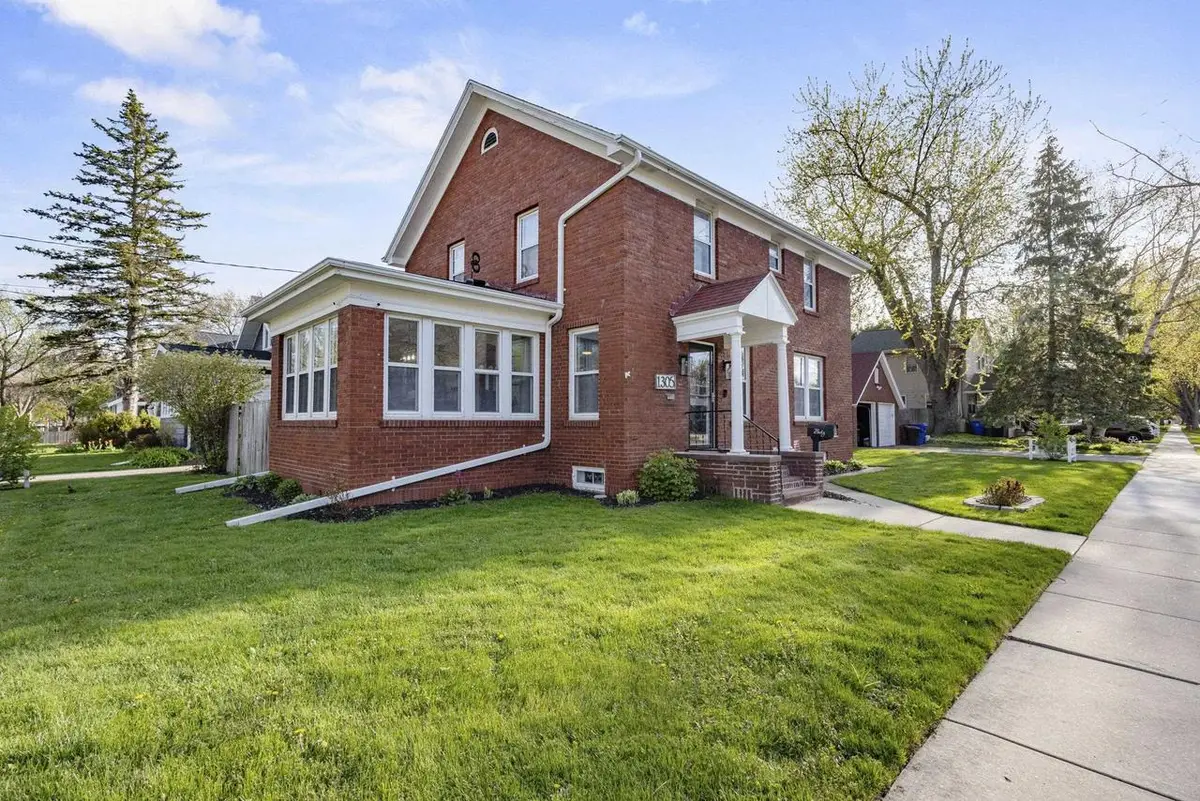 1305 W LAWRENCE STREET, Appleton, WI 54914 - #1