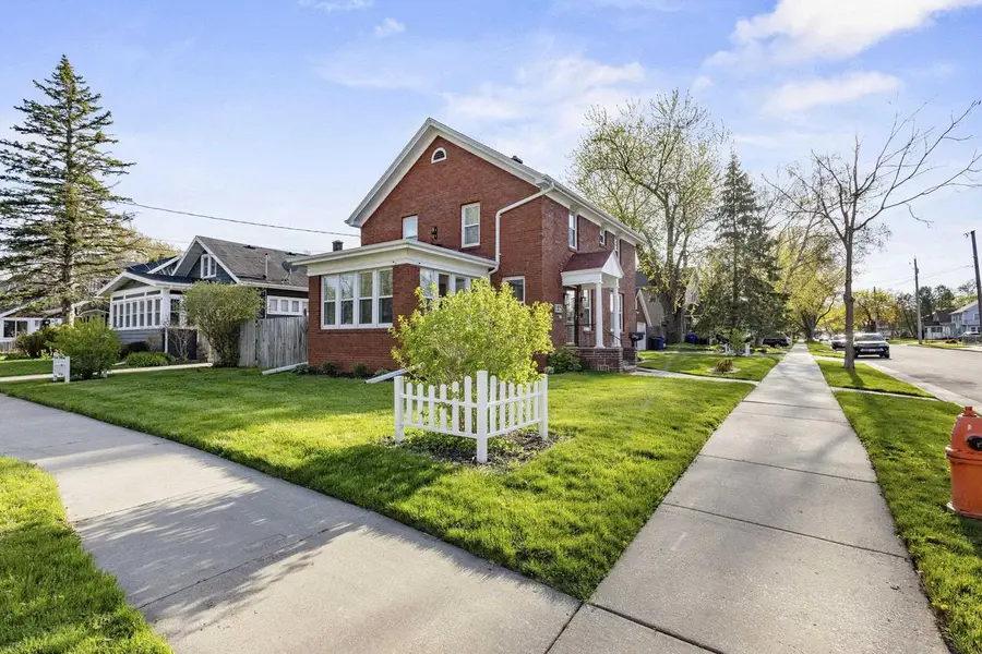 1305 W LAWRENCE STREET, Appleton, WI 54914 - #2