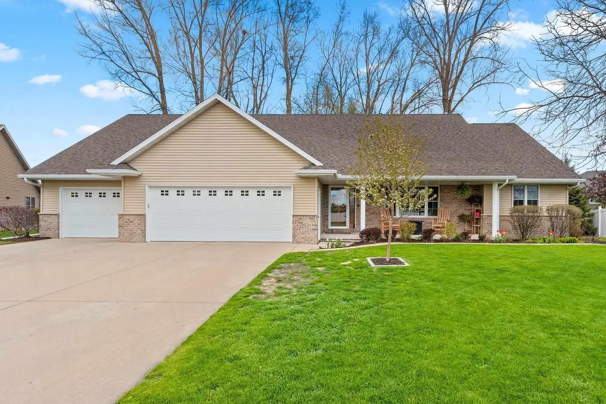2460 WARM MEADOWS DRIVE, Green Bay, WI 54303 - #1