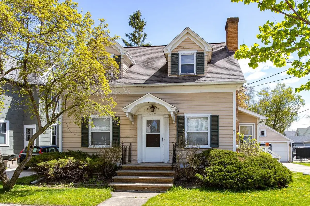 714 N ONEIDA STREET, Appleton, WI 54911 - #1