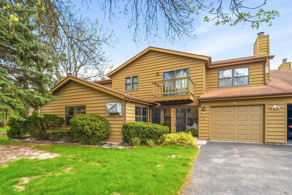 940 BABCOCK STREET  #98, Neenah, WI 54956 - #1
