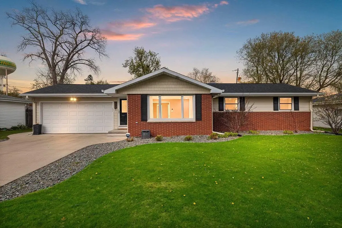 980 MANCEL LANE, Green Bay, WI 54304 - #1