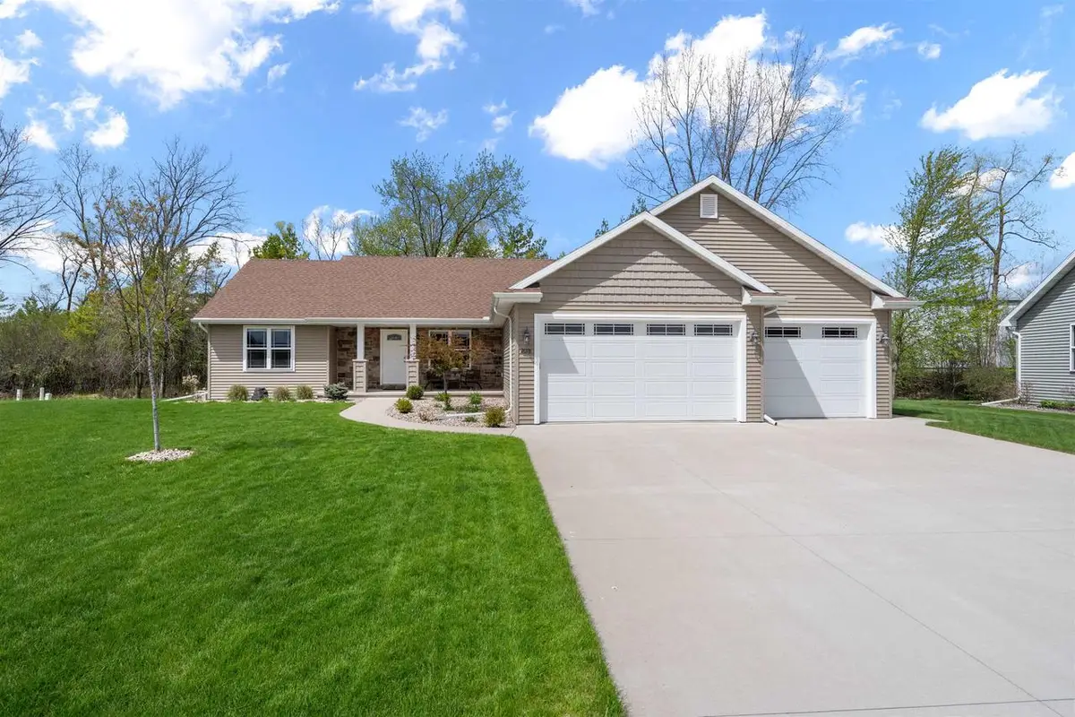 2078 S SUGAR COURT, Appleton, WI 54913 - #1