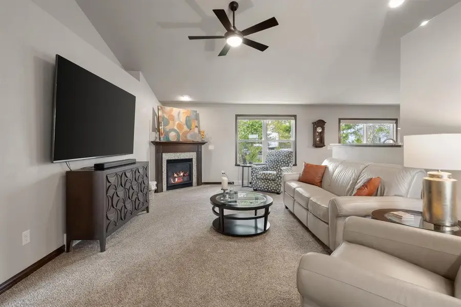 2078 S SUGAR COURT, Appleton, WI 54913 - #2