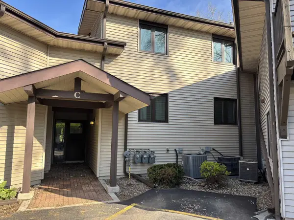 450 N CAMPBELL ROAD  #C2, Oshkosh, WI 54902