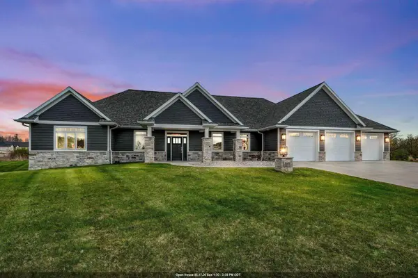 2685 CREEKWOOD CIRCLE, Green Bay, WI 54311