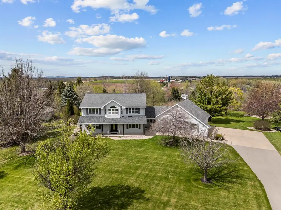 W8078 HILLCREST COURT, Hortonville, WI 54944 - #3
