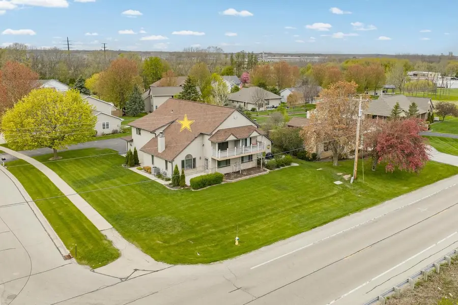 2228 LOST DAUPHIN ROAD, De Pere, WI 54115 - #2