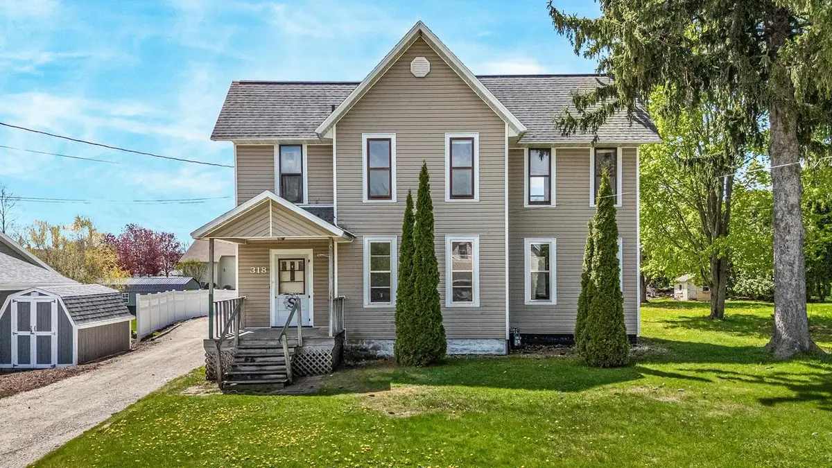 318 W NYE STREET, Hortonville, WI 54944 - #1