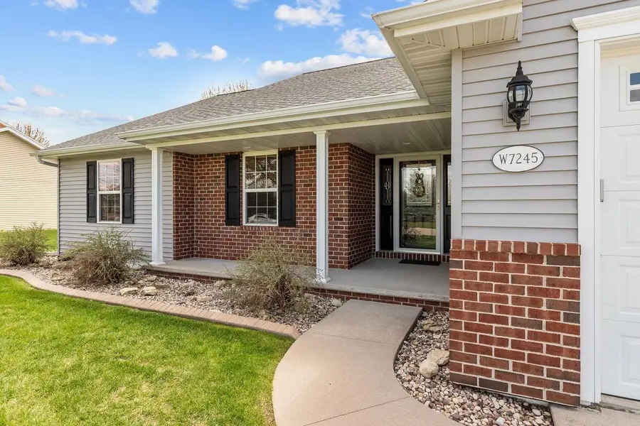 W7245 SUNFIELD DRIVE, Greenville, WI 54942 - #2