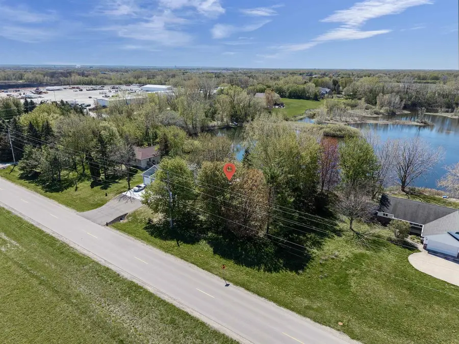 1855 E SHADY LANE, Neenah, WI 54956 - #2