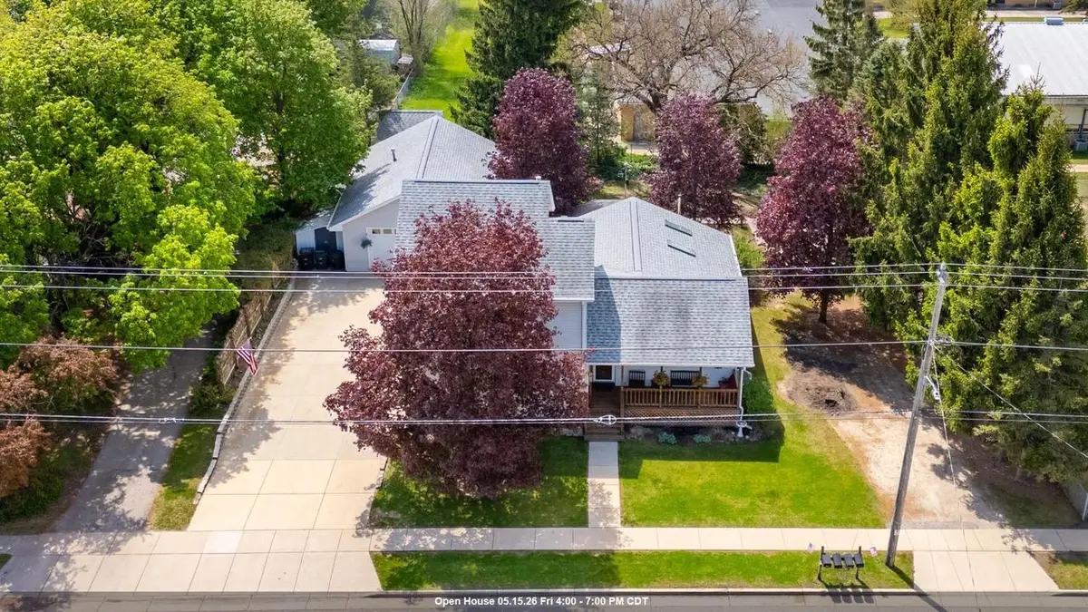 605 MAPLE STREET, Palmyra, WI 53156 - #1