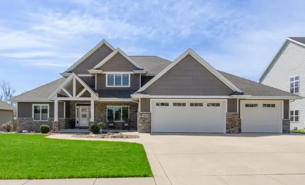 2631 MOOSE CREEK TRAIL, Suamico, WI 54313