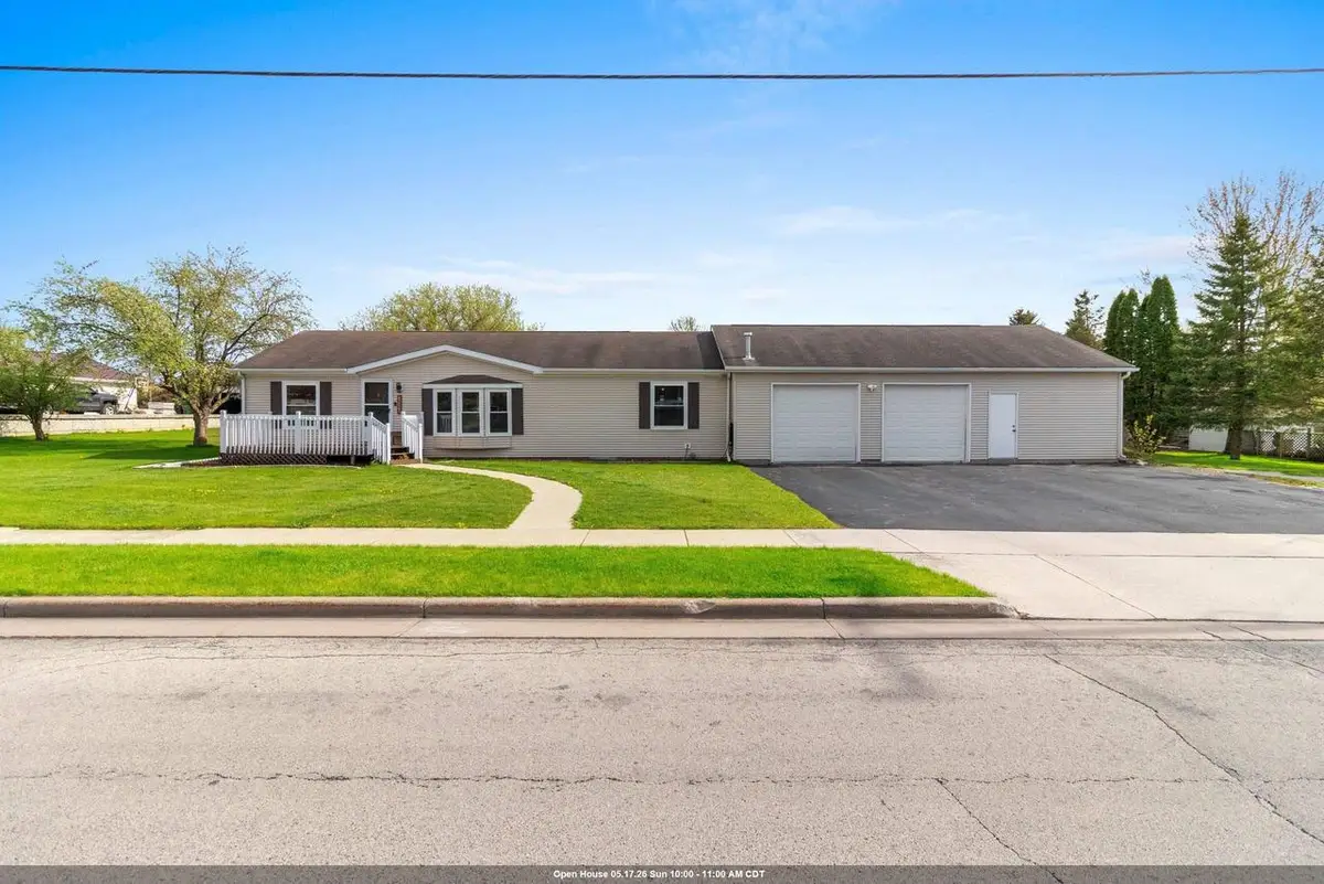 111 E NATIONAL AVENUE, Brillion, WI 54110 - #1