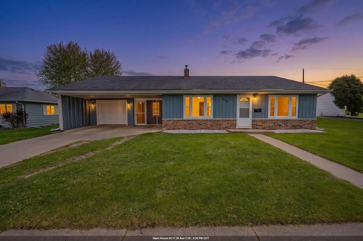 329 S JAMES STREET, Kimberly, WI 54136 - #1
