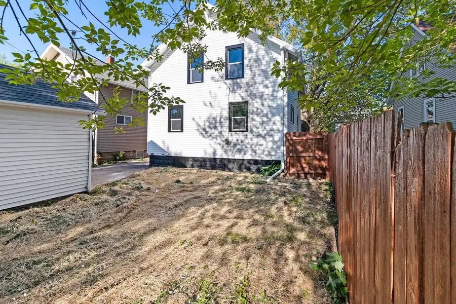 1119 N RICHMOND STREET, Appleton, WI 54911 - #3