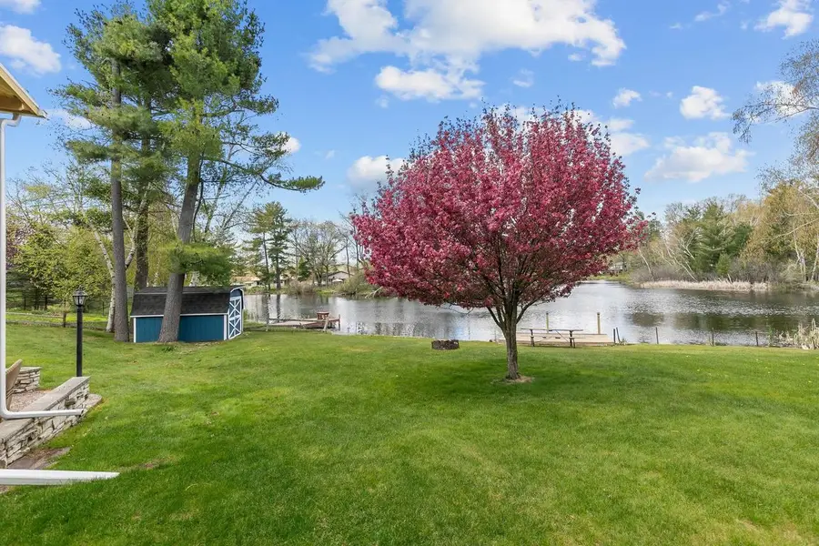 185 ISLAND DRIVE, Iola, WI 54945 - #3